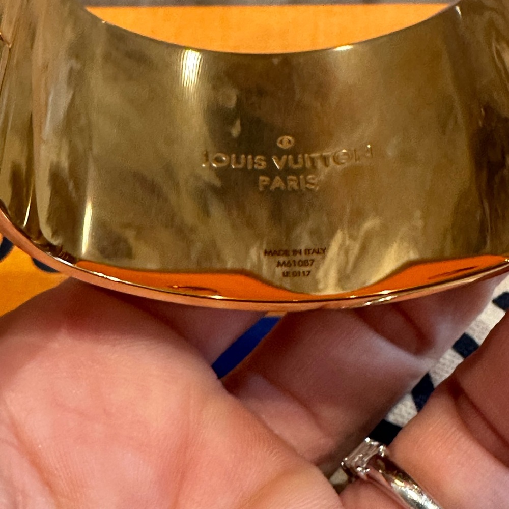 Louis Vuitton Two Tone Thick Gold Essential V Cuff Bracelet - Picture 6 of 7